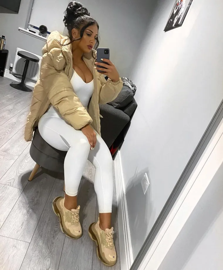 Pamtimo ju po provokativnim fotkama iz na&scaron;eg nacionalnog parka: Vrućom objavom s bazena pokazala koliko joj fali Split