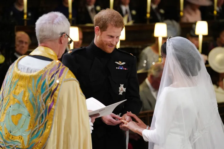 Harry i Meghan izrekli su sudbonosno da 19. svibnja 2018. godine u kapelici St. George u Windsoru, nakon dvije godine veze