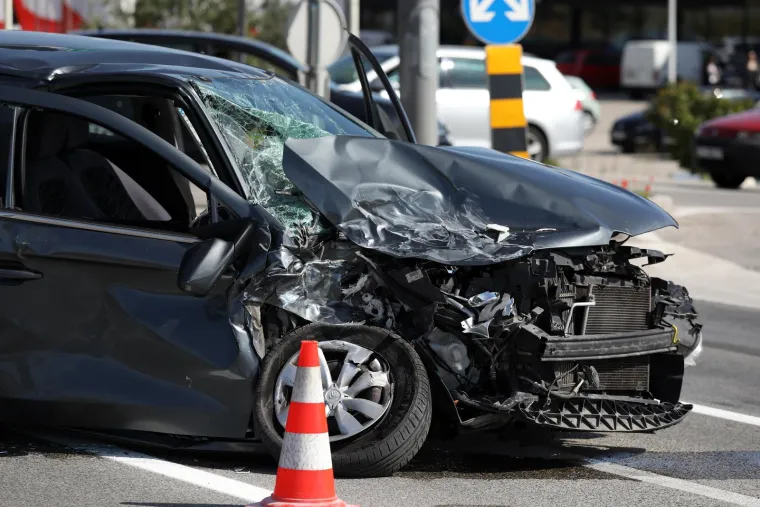 Ovo je mjesto prometne nesreće kod &Scaron;ibenika: Sudarili se automobil i kamion, jedna osoba u bolnici