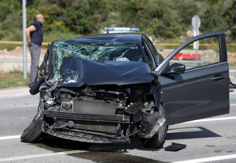 Ovo je mjesto prometne nesreće kod &Scaron;ibenika: Sudarili se automobil i kamion, jedna osoba u bolnici