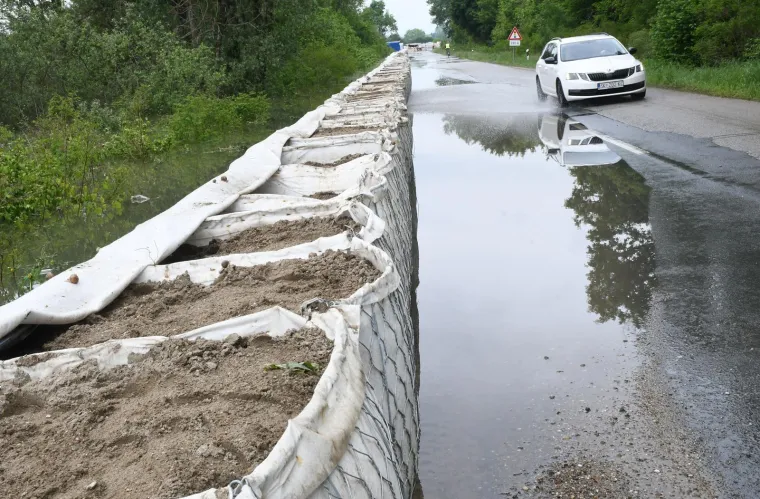 Sretne vijesti: Vodostaj Kupe opada, najveći vodeni val je prošao. Ovako danas izgleda Stari Brod
