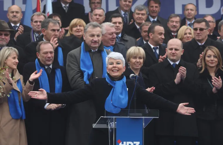 Jadranka Kosor u ovom izdanju nismo imali prilike vidjeti, evo je prije nego &scaron;to postala političarka: 'Davni dani'