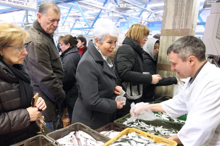 Jadranka Kosor u ovom izdanju nismo imali prilike vidjeti, evo je prije nego &scaron;to postala političarka: 'Davni dani'