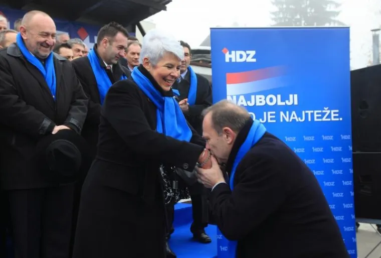 Jadranka Kosor u ovom izdanju nismo imali prilike vidjeti, evo je prije nego &scaron;to postala političarka: 'Davni dani'