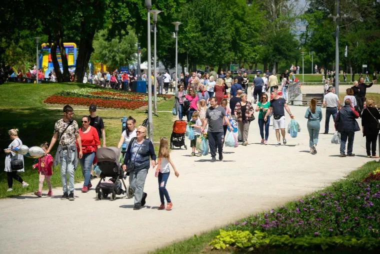 Ivančice dva eura, prkos euro... Još samo danas na zagrebačkom Floraartu možete kupiti svoj cvijet