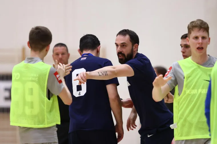 Futsal Dinamo slavio u Omi&scaron;u i izjednačio u finalu doigravanja