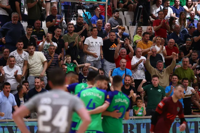 Futsal Dinamo slavio u Omi&scaron;u i izjednačio u finalu doigravanja