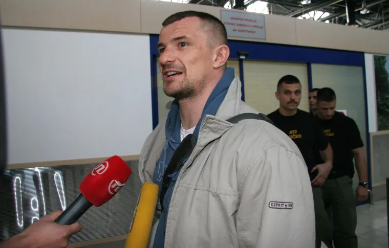 Ovako je izgledao povratak Mirka Filipovića u domovinu nakon najtežeg poraza u karijeri: 'Nisam bolje niti zaslužio...'