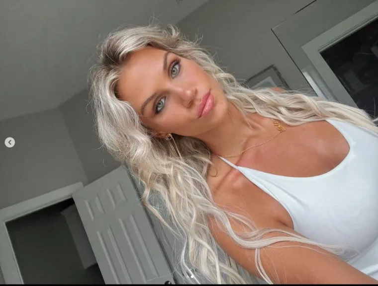Njene pratiteljice pružile su joj podršku u komentarima, a neke od njih priznale su da su i same imale slična loša iskustva kad je bikini u pitanju.