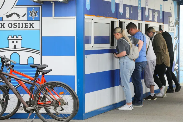 Opro&scaron;taj od Gradskog vrta: Gužve na prodaji ulaznica