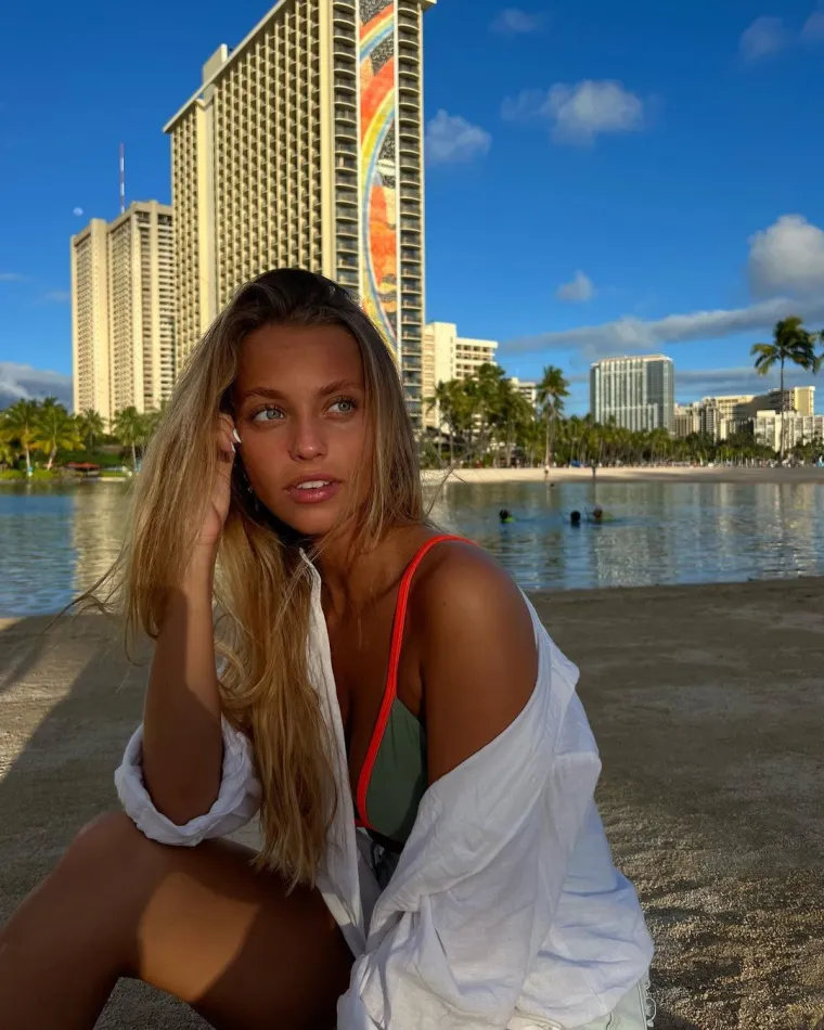 Nisu se skrivali pa se sve glasnije priča o ljubavnom trokutu: Ne bi joj bilo prvi put da je ulovljena u 'zaleđu'