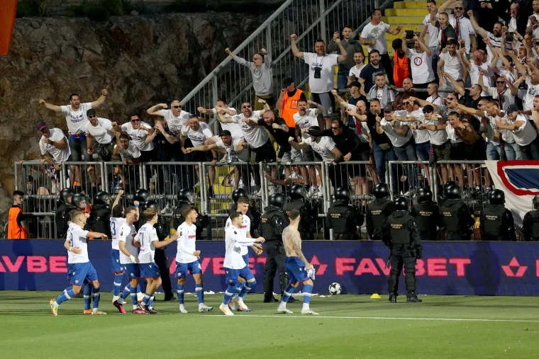 Veliko slavlje Hajduka i Torcide nakon novog trofeja: 'Bila boja je najbolja na svitu'