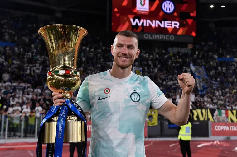 Edin Džeko se u osjetljivom trenutku zakačio s trenerom, sprema mu se brutalna osveta. Kadrovi sukoba obilaze Europu
