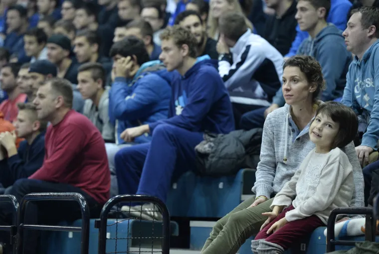 Pogledajte &scaron;to su priredili Dinamovi navijači kad su zadnji put napunili Cibonu