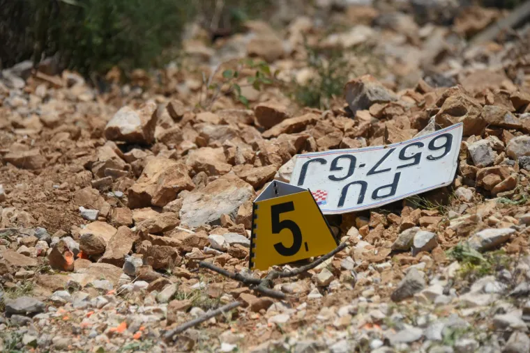 Ovo su fotografije s mjesta nesreće maturanata kod Labina. Objavljene i slike kad su tek krenuli na put