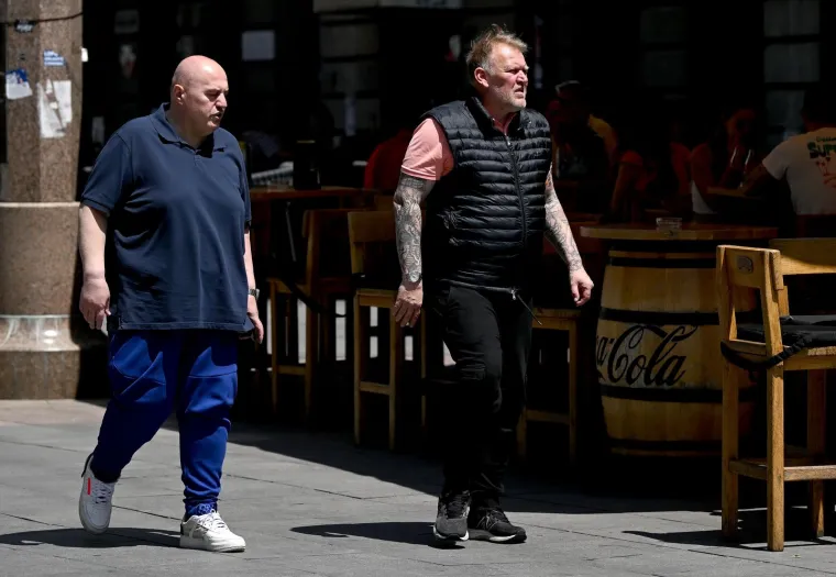 Legendarni hrvatski reprezentativac ulovljen u &scaron;etnji gradom: Izgleda da je uspio izbjeći ludovanje maturanata