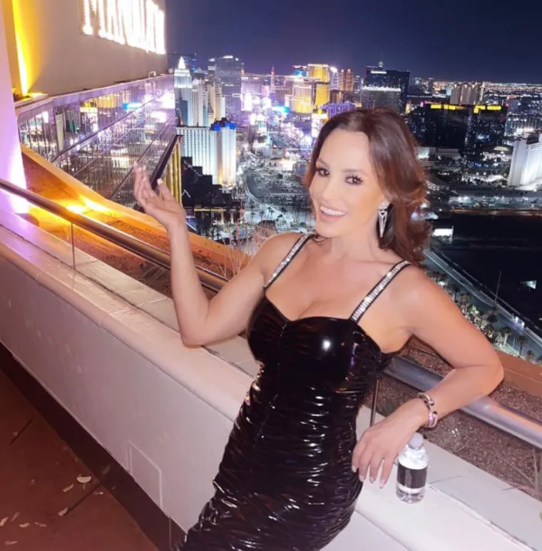 Tako je biv&scaron;a zvijezda za odrasle zaključila da je na roditeljima, a ne radnicima u industriji za odrasle, da se pobrinu da se njihova djeca pona&scaron;aju sigurno dok su online.
