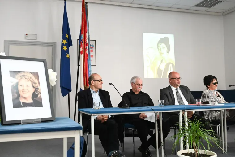 U Zagrebu održana komemoracija za neponovljivu Sandu Langerholz: Od nje su se oprostile i Mila Elegović, Nataša Janjić...