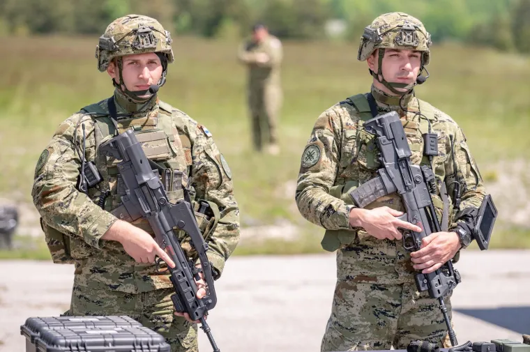 Riječ je o vježbama koje se provode se u okviru skupa vježbi “Defender 23” u organizaciji Zapovjedništva američkih kopnenih snaga za Europu i Afriku (USAREUR-AF) i Zapovjedništva američkih zračnih snaga za Europu i Afriku (USAFE-AFAFRICA), u cilju razvoja interoperabilnosti i spremnosti saveznika i partnera. 