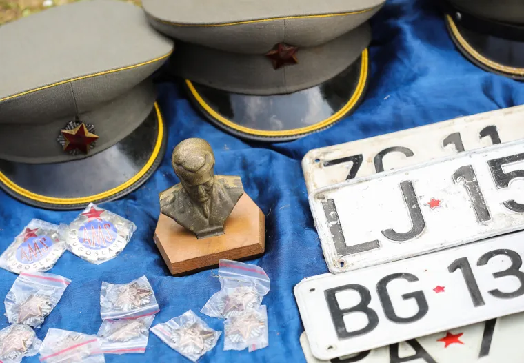 Kapice, uniforme i zastave. U Kumrovcu se slavi Dan mladosti: 'Neka nas zaobiđu svi koji imaju zle misli'