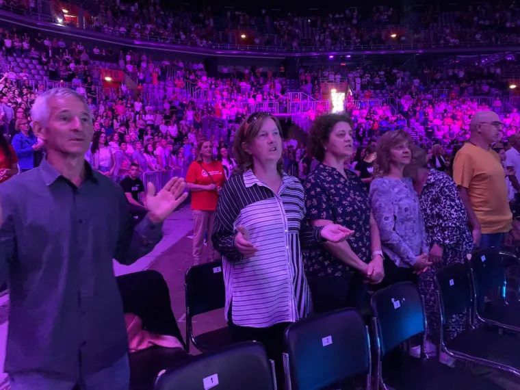 'Progledaj srcem' rasprodao zagrebačku Arenu: Oko 17 tisuća vjernika na duhovno-glazbenom spektaklu