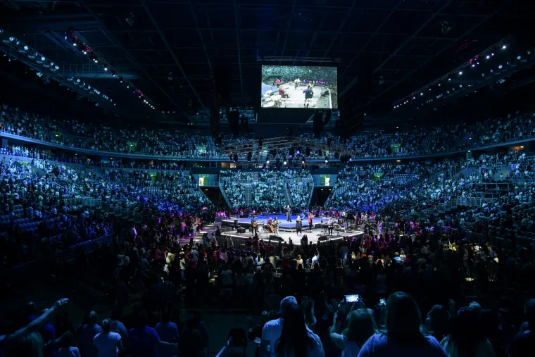 'Progledaj srcem' rasprodao zagrebačku Arenu: Oko 17 tisuća vjernika na duhovno-glazbenom spektaklu