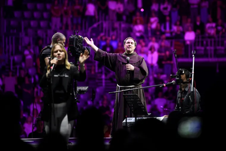 'Progledaj srcem' rasprodao zagrebačku Arenu: Oko 17 tisuća vjernika na duhovno-glazbenom spektaklu