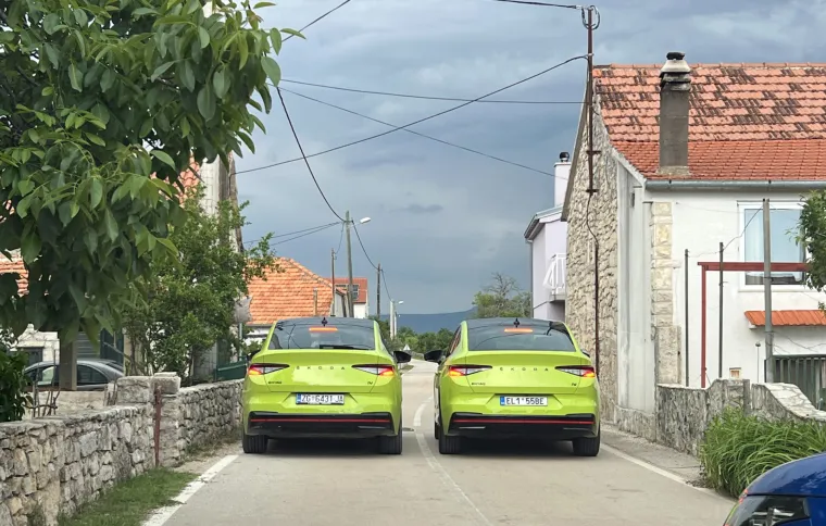 Pogled izbliza: Evo kako izgleda Škoda Enyaq, sjajni električni SUV koji svojim izgledom mami uzdahe diljem svijeta