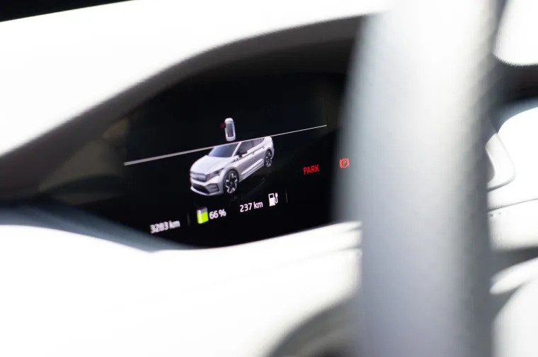 Pogled izbliza: Evo kako izgleda Škoda Enyaq, sjajni električni SUV koji svojim izgledom mami uzdahe diljem svijeta