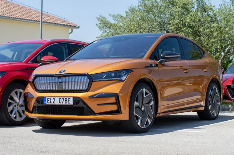 Pogled izbliza: Evo kako izgleda Škoda Enyaq, sjajni električni SUV koji svojim izgledom mami uzdahe diljem svijeta