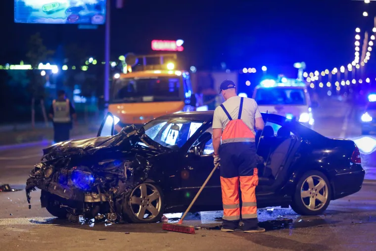 Krš i lom: Ovako izgledaju Mercedes i Audi koji su se sudarili u Zagrebu. Neoprepoznatljivo. Muškarac je mrtav