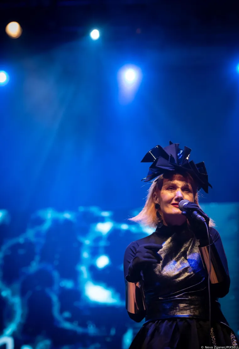 Josipa Lisac nastupila u prepunom Lisinskom nakon tromjesečne pauze zbog bolesti: Još jednom je dokazala zašto je ona prava glazbena diva