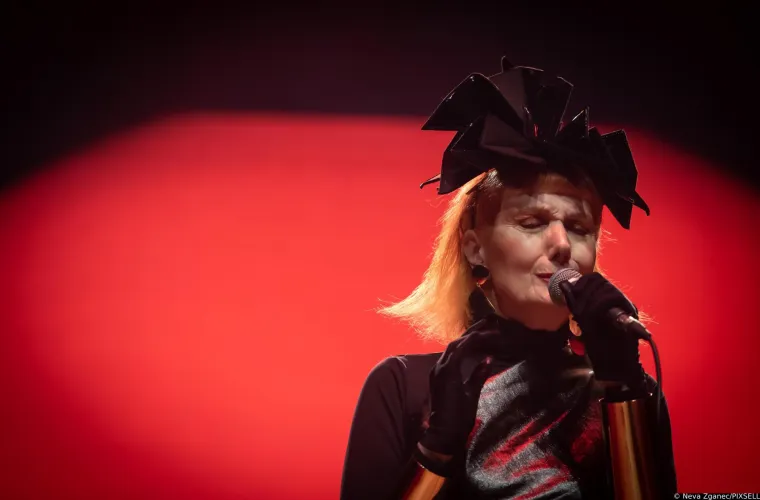 Josipa Lisac nastupila u prepunom Lisinskom nakon tromjesečne pauze zbog bolesti: Još jednom je dokazala zašto je ona prava glazbena diva