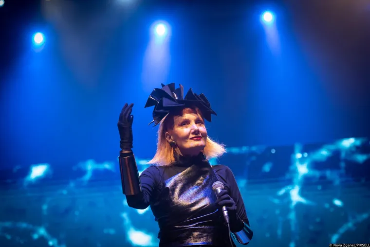 Josipa Lisac nastupila u prepunom Lisinskom nakon tromjesečne pauze zbog bolesti: Još jednom je dokazala zašto je ona prava glazbena diva