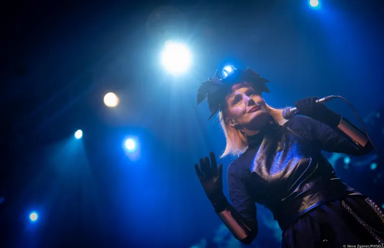 Josipa Lisac nastupila u prepunom Lisinskom nakon tromjesečne pauze zbog bolesti: Jo&scaron; jednom je dokazala za&scaron;to je ona prava glazbena diva