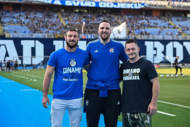 Svečana loža Maksimira bila je pretijesna na utakmici protiv Gorice: Ma tko se to smjestio iza predsjednice Vlatke Peras?