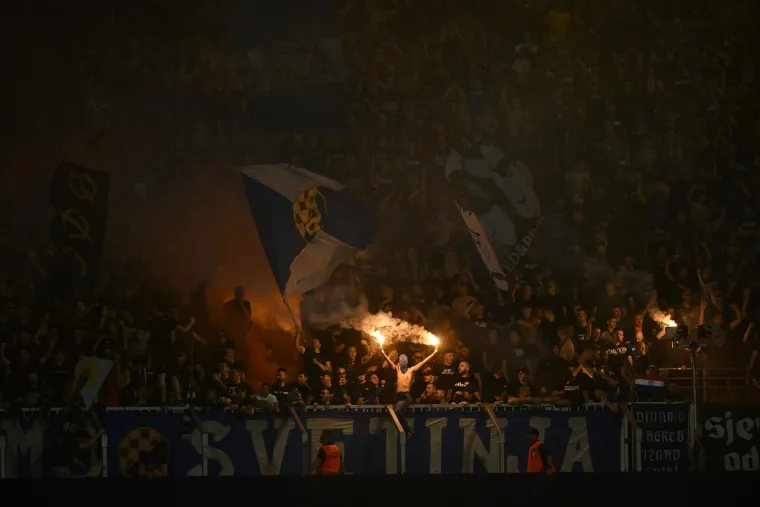 Bad Blue Boysi 'zapalili' Maksimir na zavr&scaron;nici sezone protiv Gorice, pogledajte spektakularne prizore