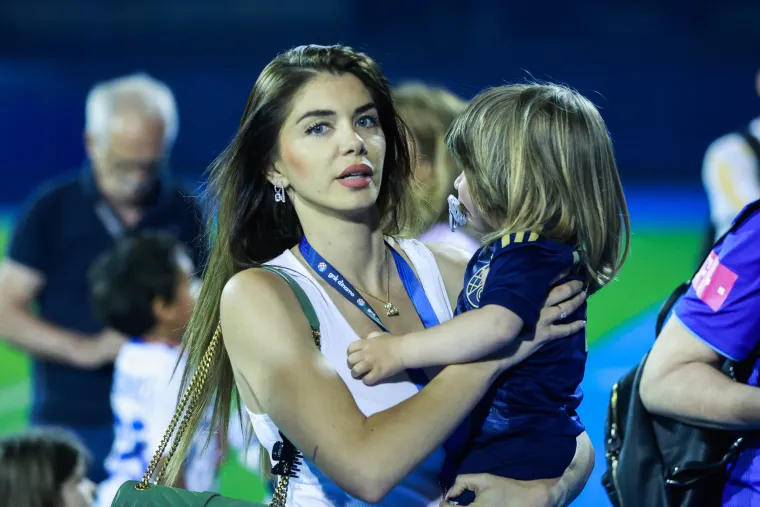 Dinamovci uz ljep&scaron;e polovice na Maksimiru proslavili novu titulu