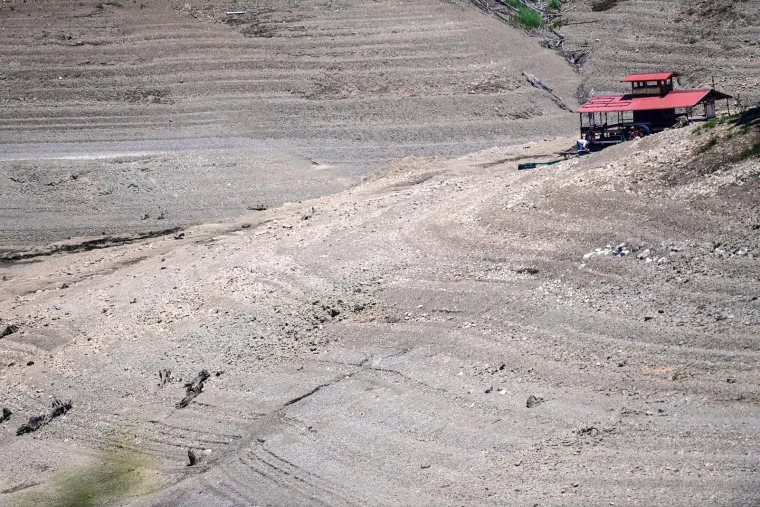 Ovo se u atrakciji Gorskog kotara dogodilo prvi put u 22 godine: Pogledajte &scaron;to se pojavilo na dnu poznatog jezera