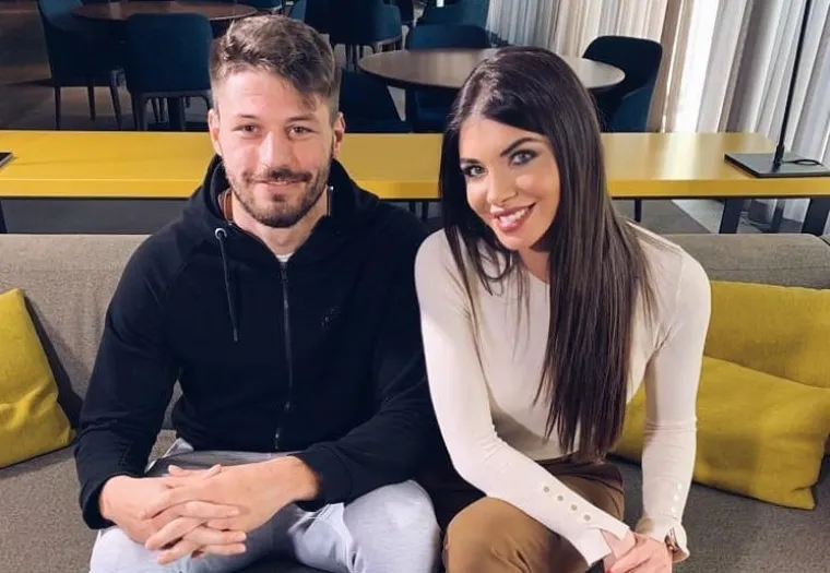 Par ima sina Adriana.