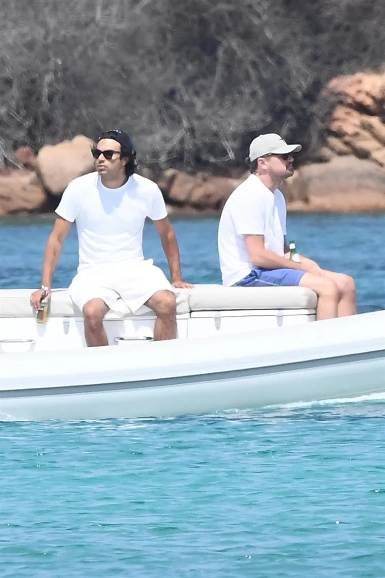 DiCaprio potpalio ma&scaron;tu obožavateljica učestalim druženjem s biv&scaron;om Bradleyja Coopera: Ima li tu ne&scaron;to vi&scaron;e?