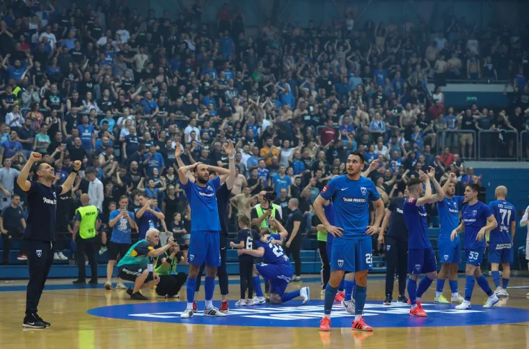 U dva dana Zagreb slavi dvije titule Dinama! Kadrovi za pamćenje iz Draženovog doma