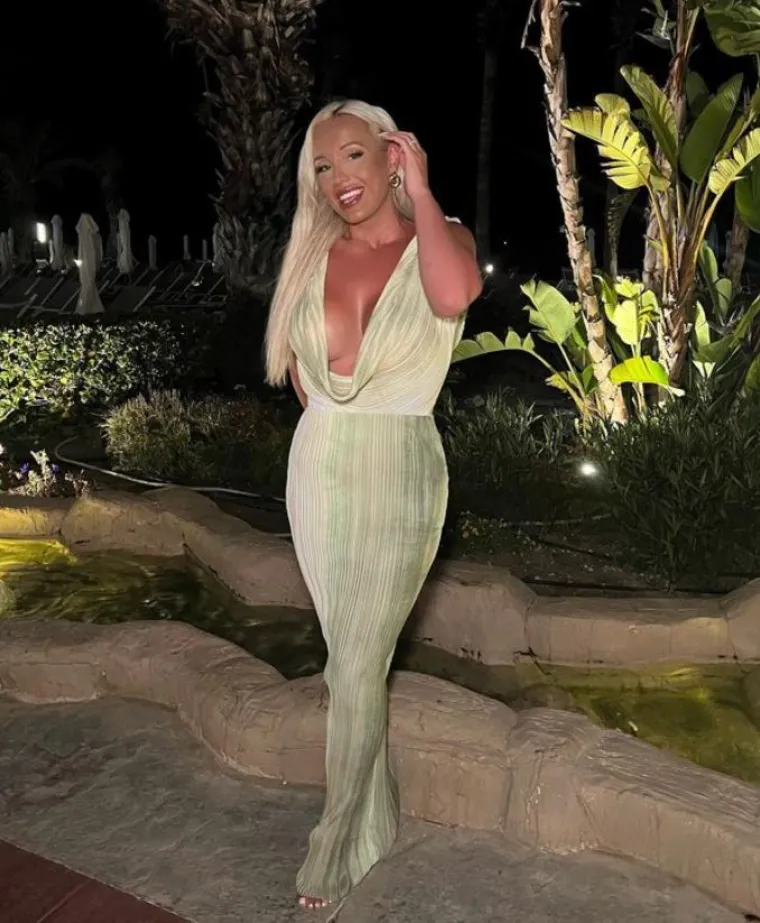 Zaručnik ju je ostavio zbog težine, a dvije godine poslije - postala je miss: Njezina priča tjera suze na oči