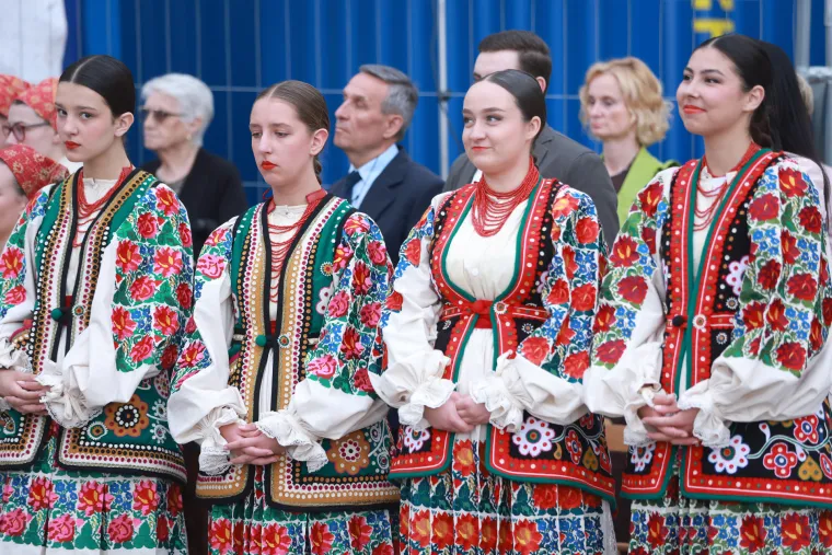 Pogledajte procesiju Majke Božje od Kamenitih vrata. Znate li njezinu legendu?