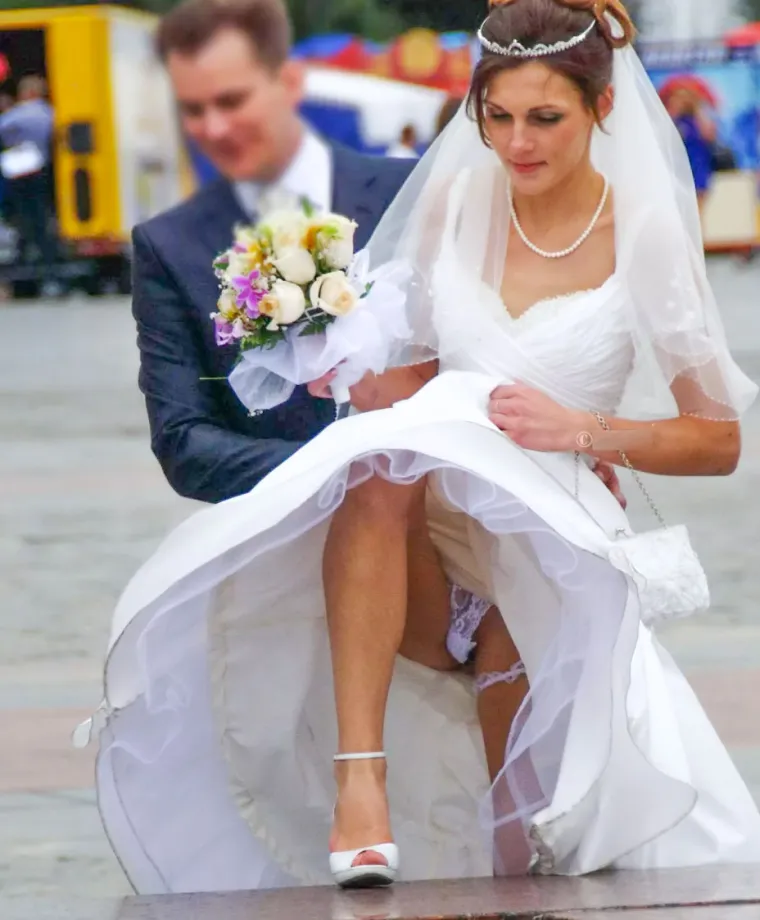 Oni se uzeli, mi se oduzeli: Ove svadbene fotografije izazivaju red smijeha, red zgražanja, red nevjerice