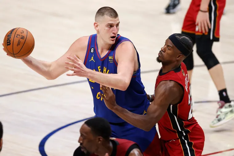 Pogledajte zapanjujuće kadrove prve finalne utakmice NBA lige