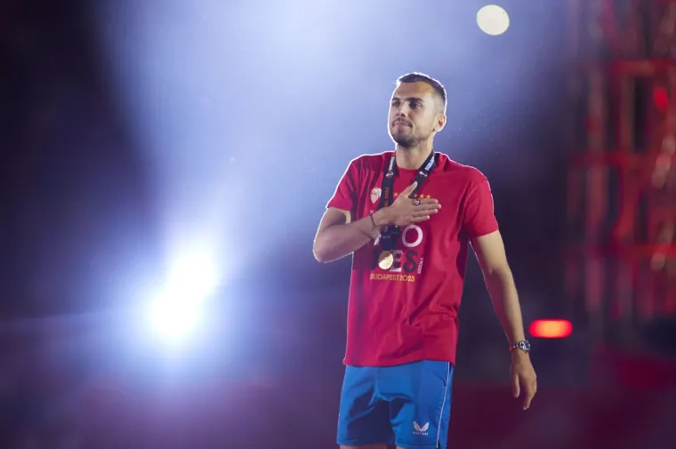 Ivan Rakitić proslavio europski naslov pred tisućama navijača u Sevilli: Briljirao je izjavom o kojoj sad bruji čitava &Scaron;panjolska