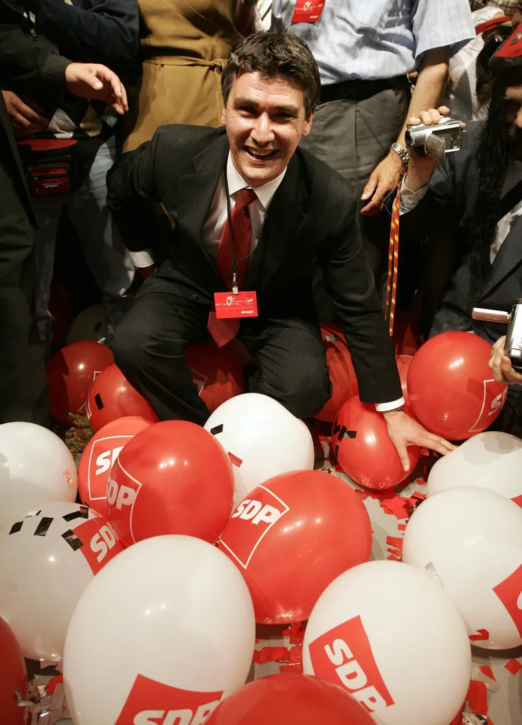 Mlad, vitak i nadobudan: Prije 16 godina Zoran Milanović postao je &scaron;ef SDP-a. Ovako se slavila pobjeda