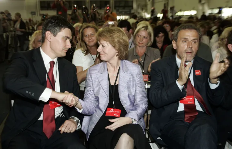 Mlad, vitak i nadobudan: Prije 16 godina Zoran Milanović postao je &scaron;ef SDP-a. Ovako se slavila pobjeda