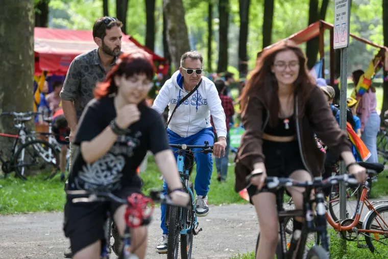 Pogledajte kako je protekao 'Pride ride' u Zagrebu: Sudionicima su se pridružili Boris Jokić i Maja Sever